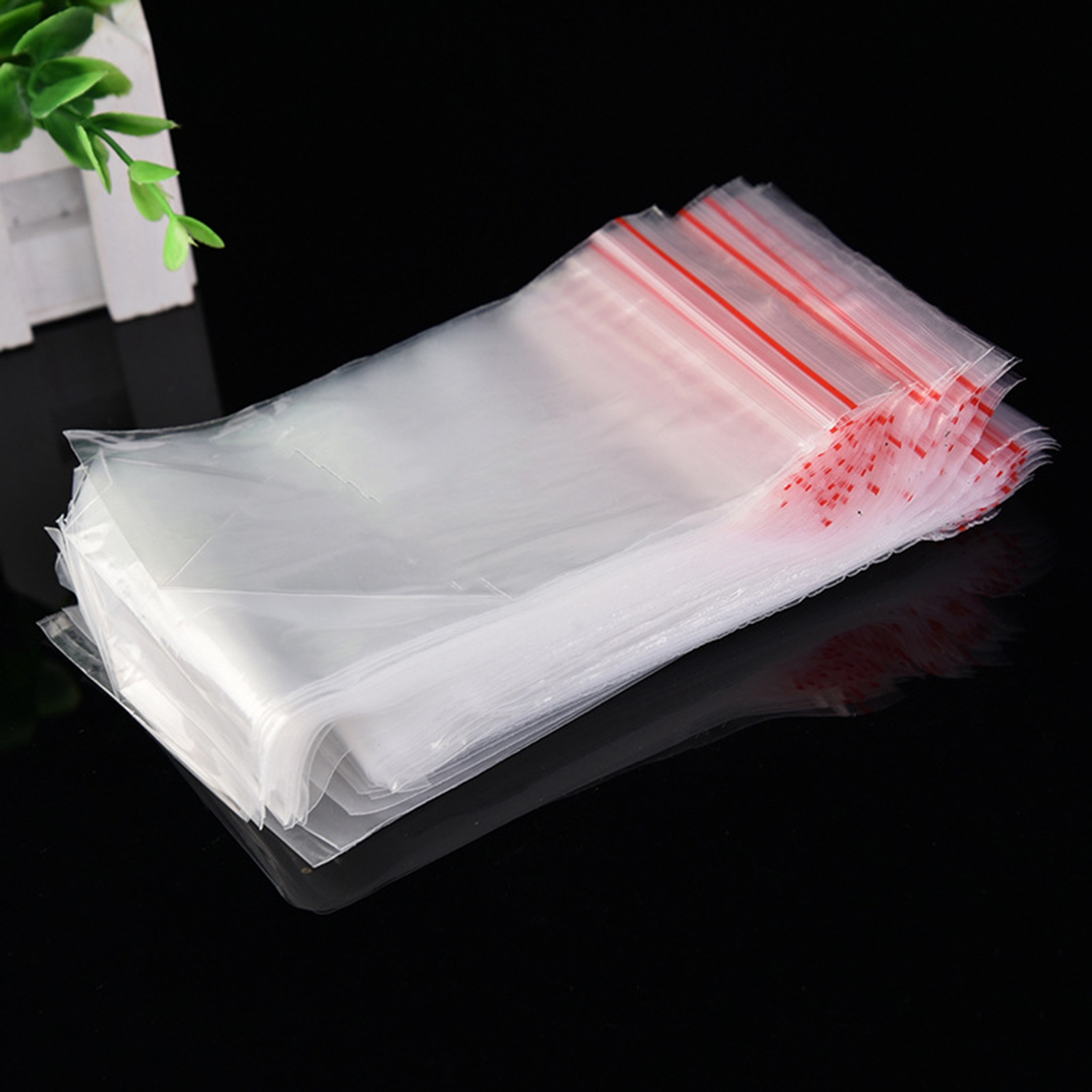 100 Small Clear Plastic Bags Baggy Grip Self Seal Resealable Zip Fine ...